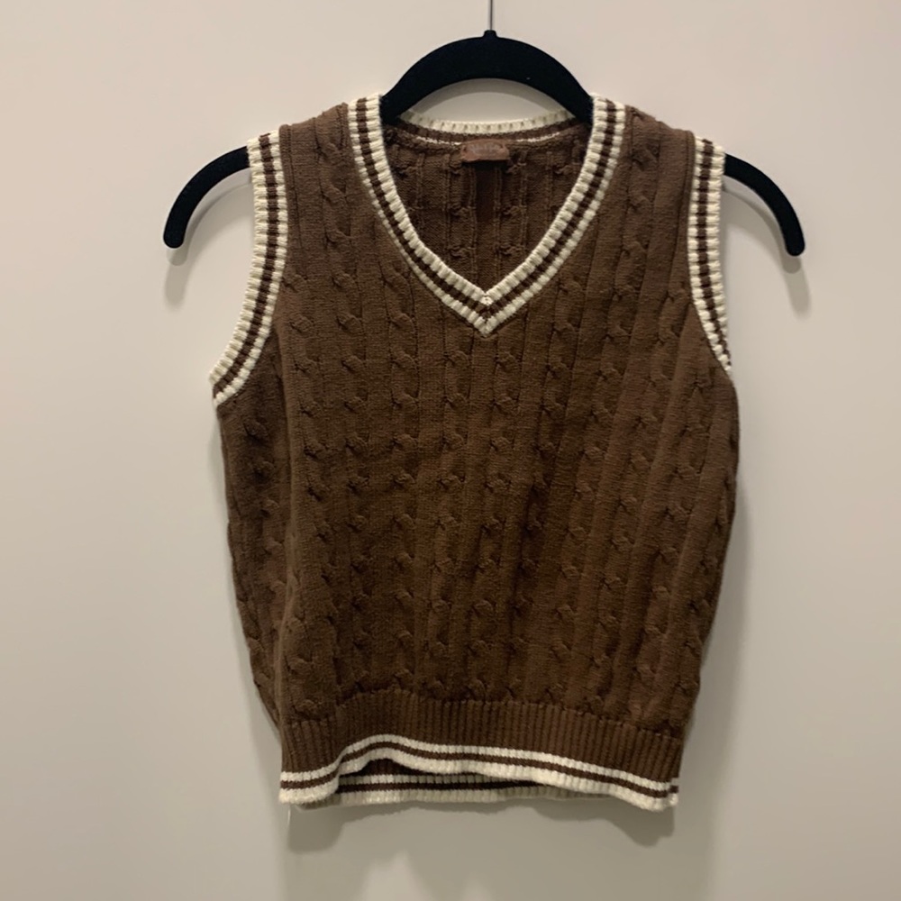 Brown and white Sweater Vest, good condition John Galt (Brandy Melville)
